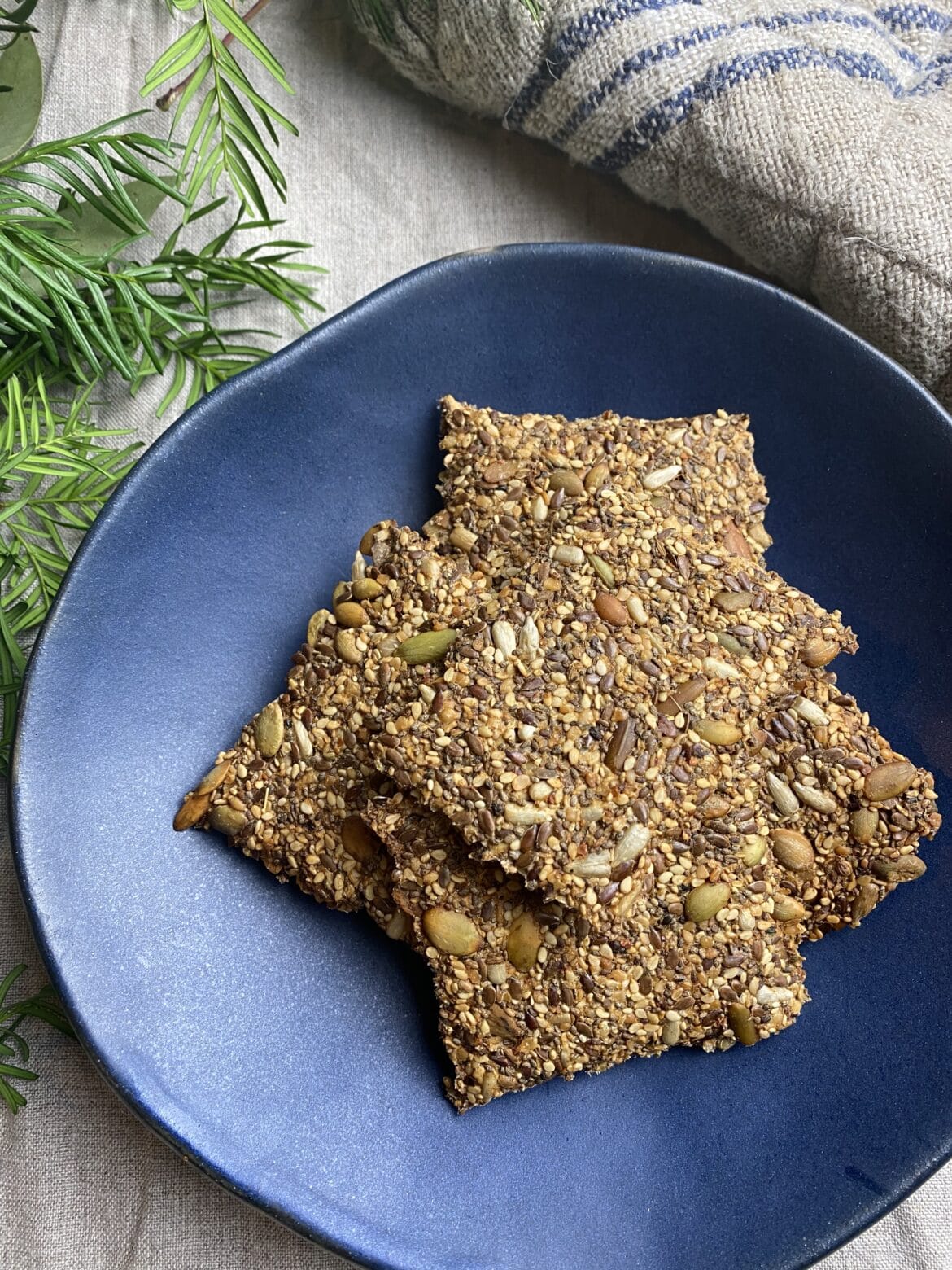 Spiced & Seeded Crispbreads Scoop Wholefoods